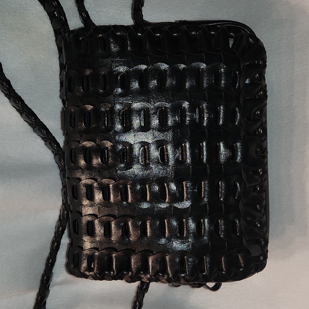Elegant Black Woven SHOULDER Or CROSSBODY Bag - Picture 12 of 12